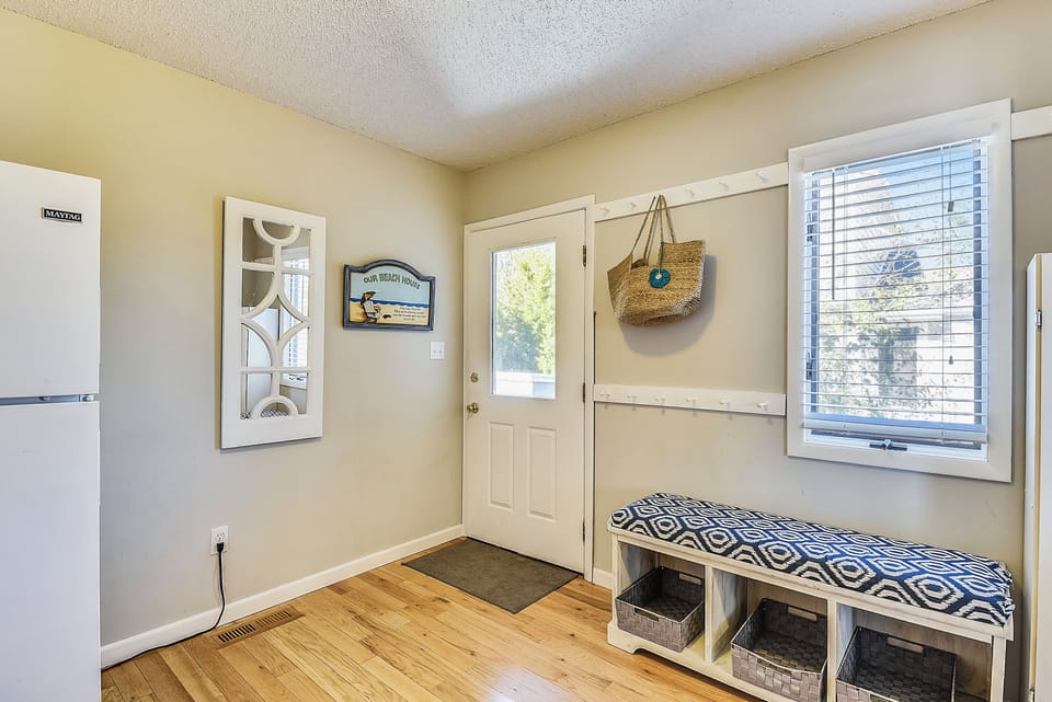 Main Level,Mud Room,