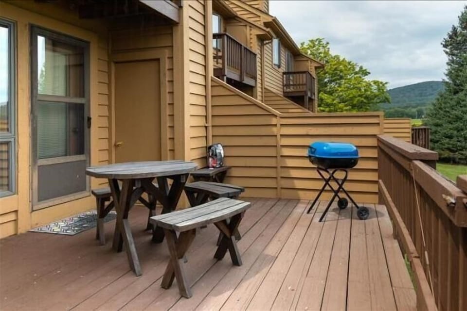 Deck