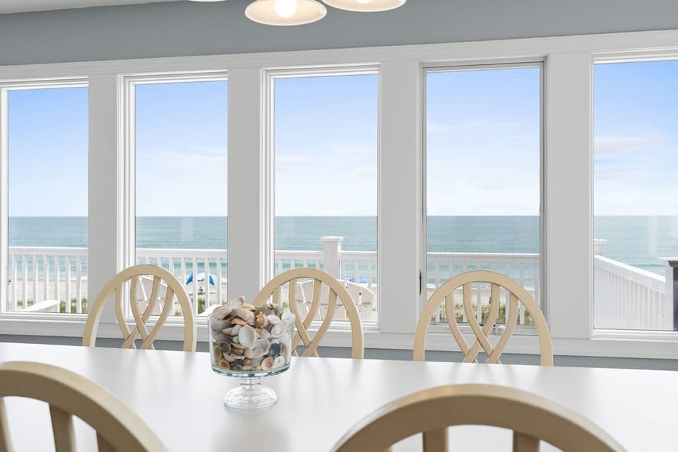 Upper Level Dining Area