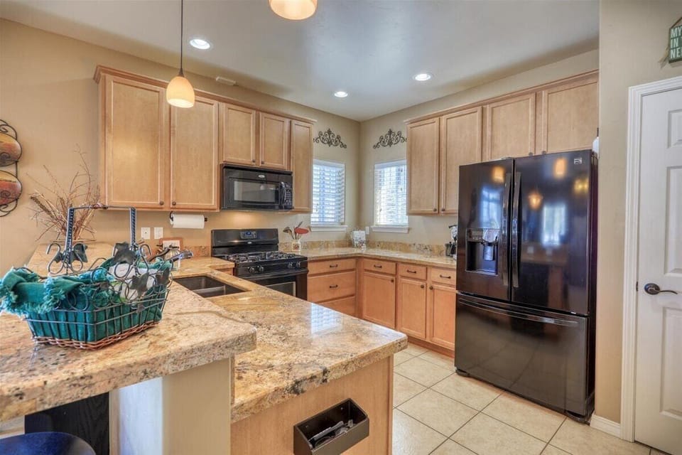 Open kitchen