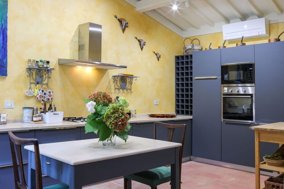 Kitchen, Room Detail