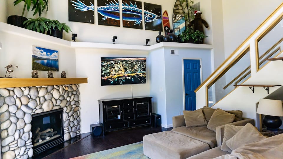 4K TV with surround sound