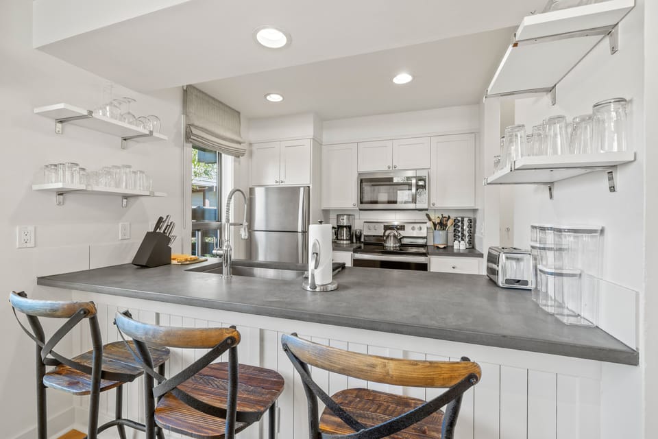 Breakfast Bar