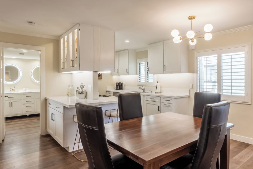 K0128 - Dining Table