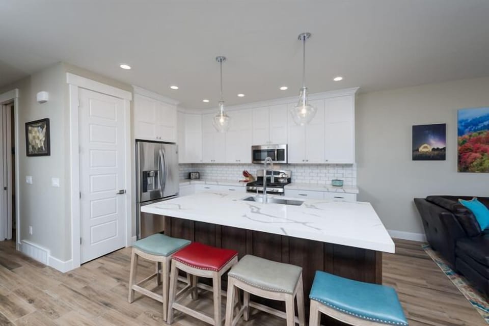 Fully Stocked Kitchen