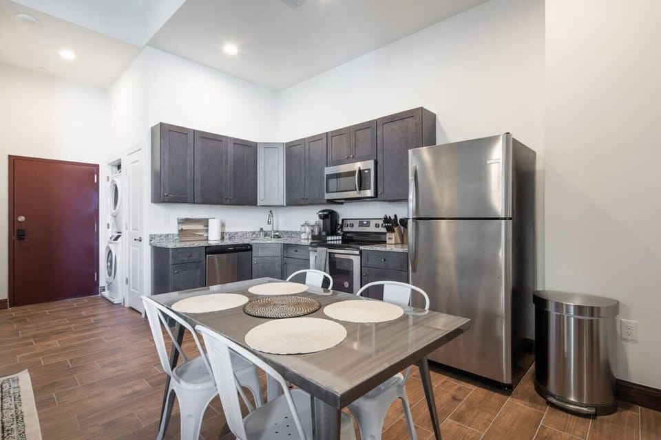 Dining Area for 4