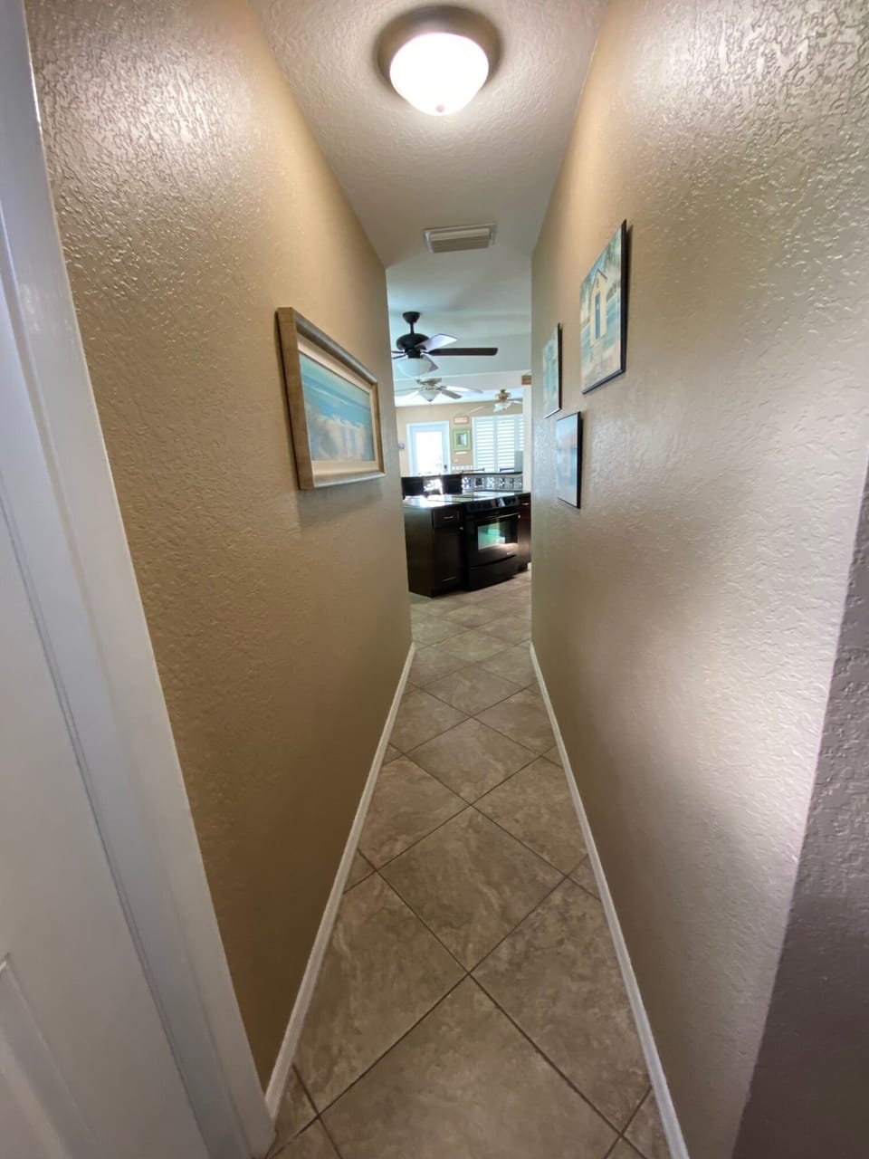 Hallway to the kitchen