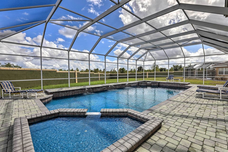 Lanai & Private Pool