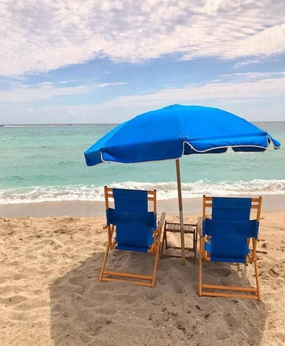 Perfect beach day at private beach. Set up available - info at the house.