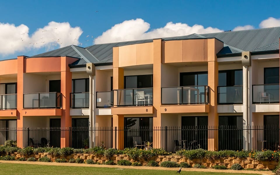Apartment 8