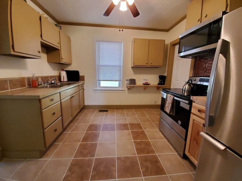 Kitchen with new applicances