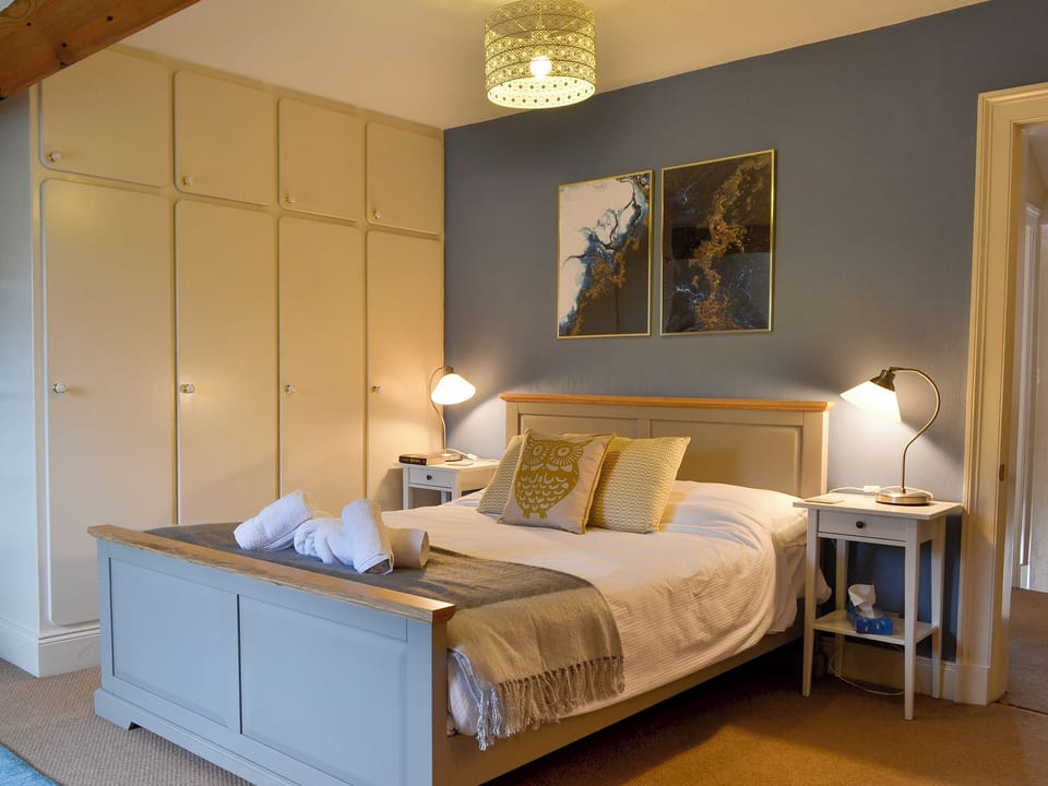 Stylish double bedroom | Linton, Keswick