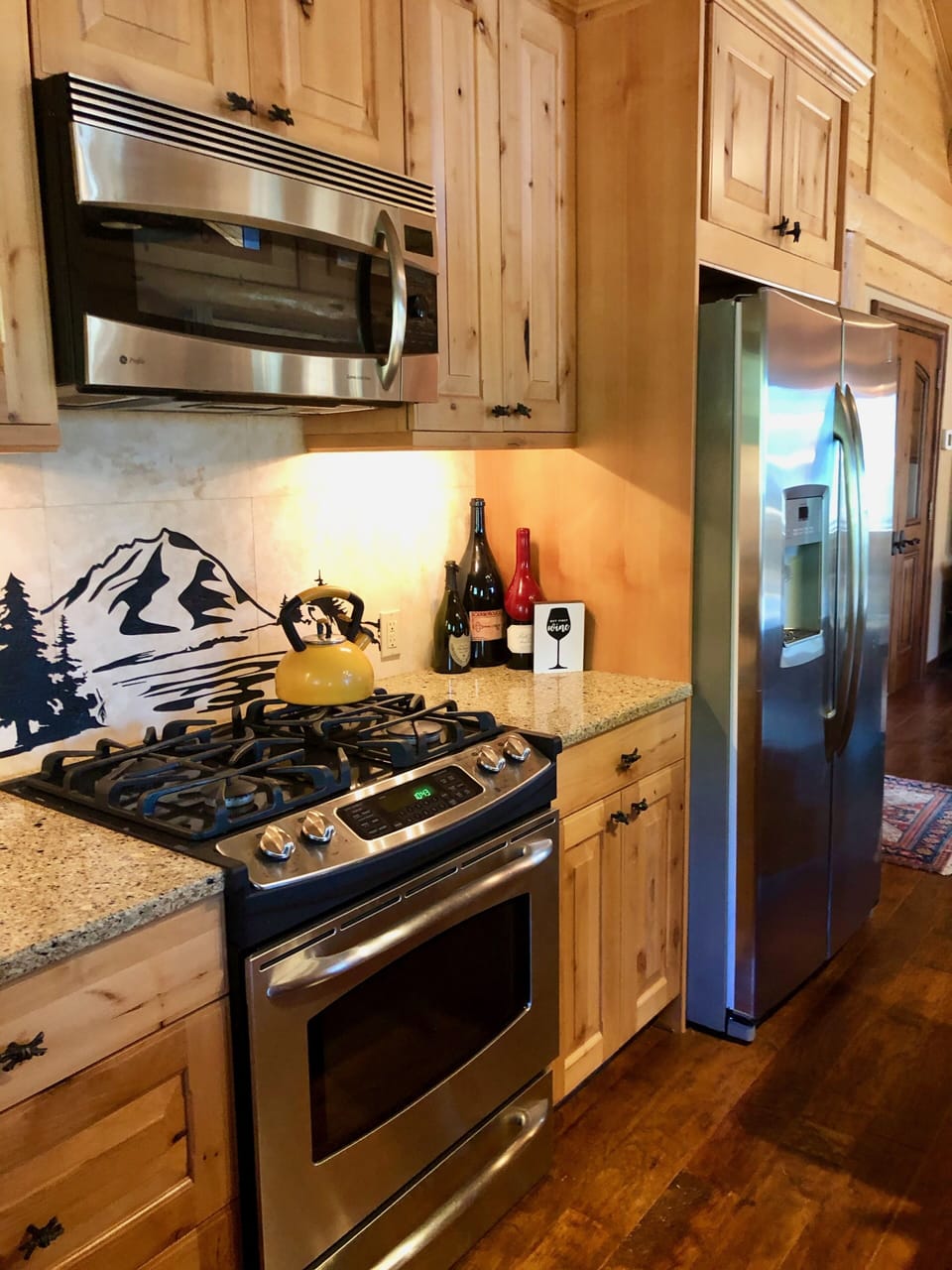 Gas Stove and convection oven ready for your use