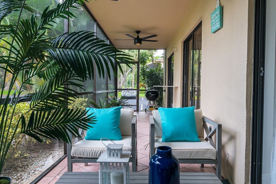 Outdoor Terrace with Barbecue Grill