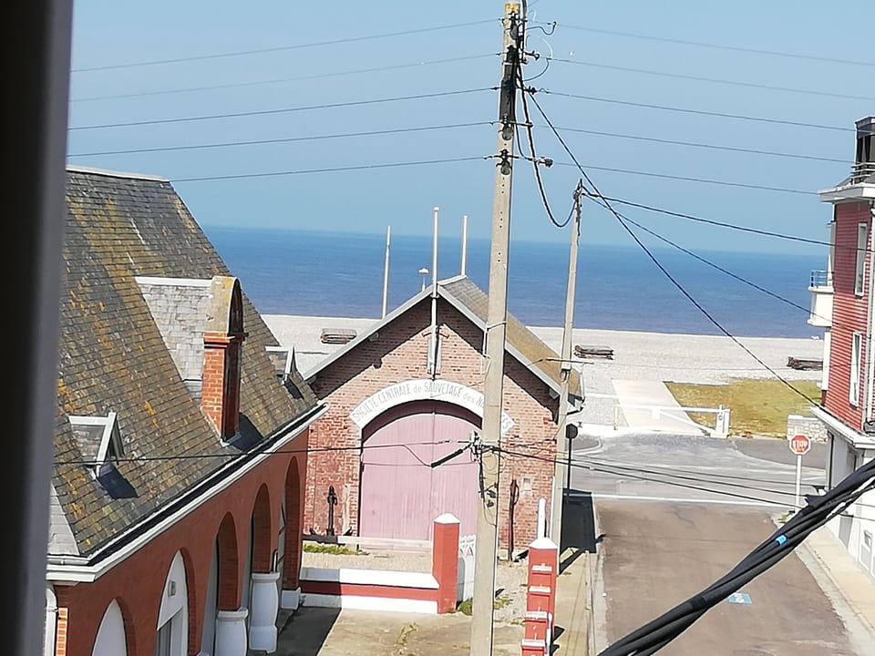 Beach/ocean view