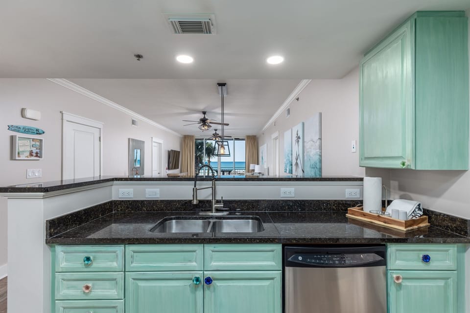The kitchen is the command post to this unit, and it evencomes with ocean views!