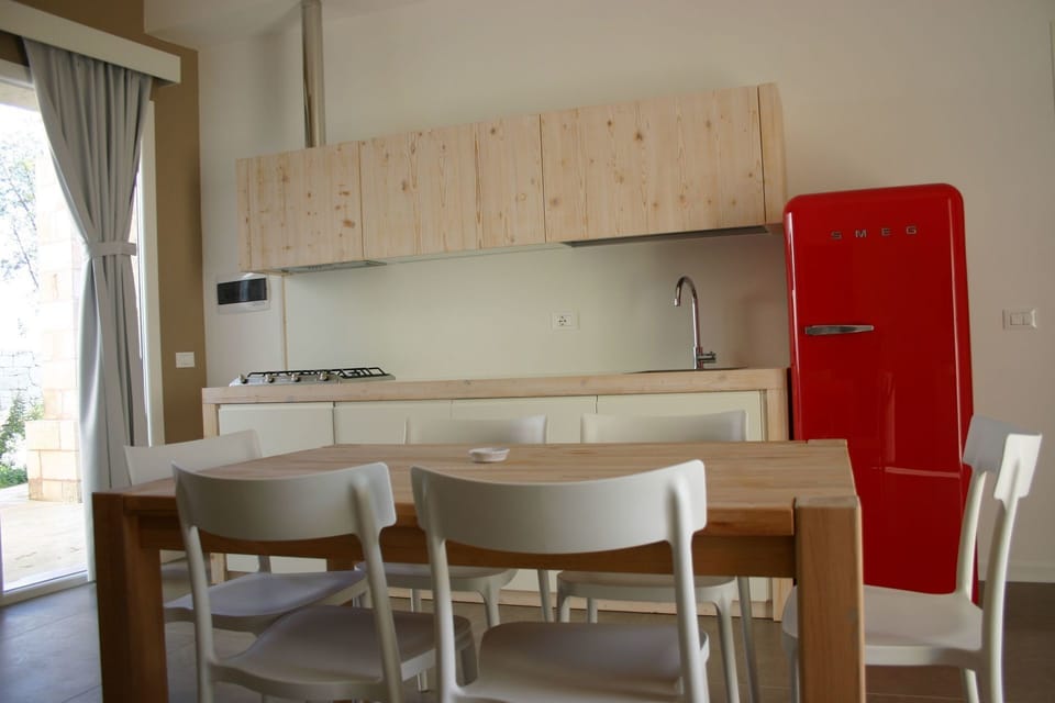 Room, Furniture, Property, Interior Design, Table, Building, House, Dining Room, Floor, Material Property
