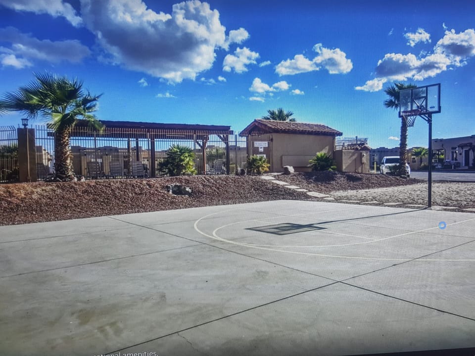 Sport court