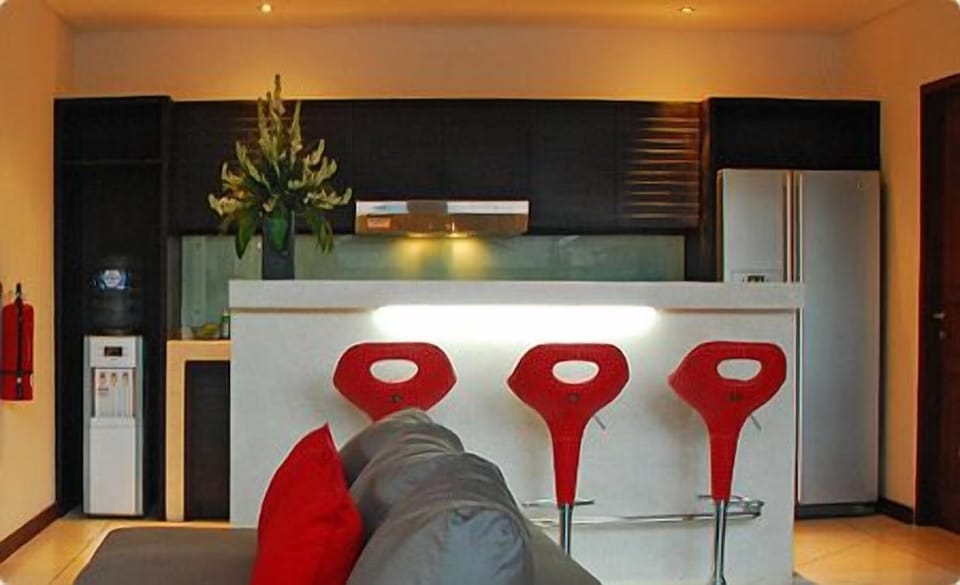 Zan, Luxury 4 BR Seminyak