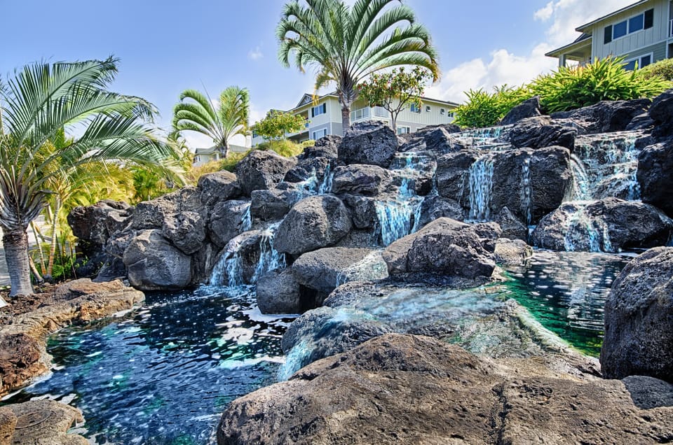 Front entrance to Na Hale O Keauhou