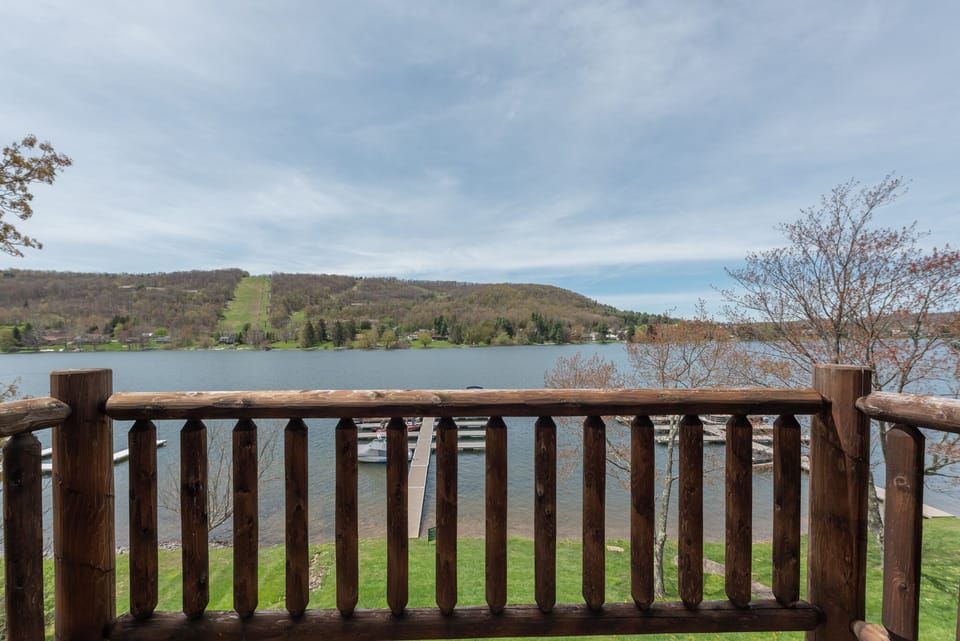 Upper Level Balcony View