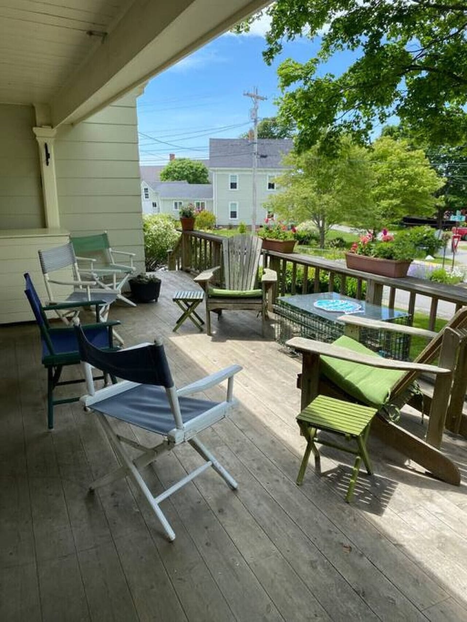 Sunny Deck