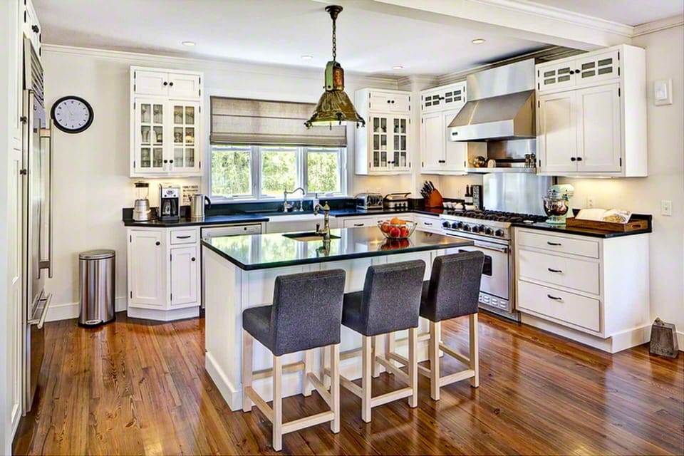 Fully-Equipped Chef%39s Kitchen Has Granite Counters, Prep Island/Breakfast Bar & Commercial Stainless Appliances