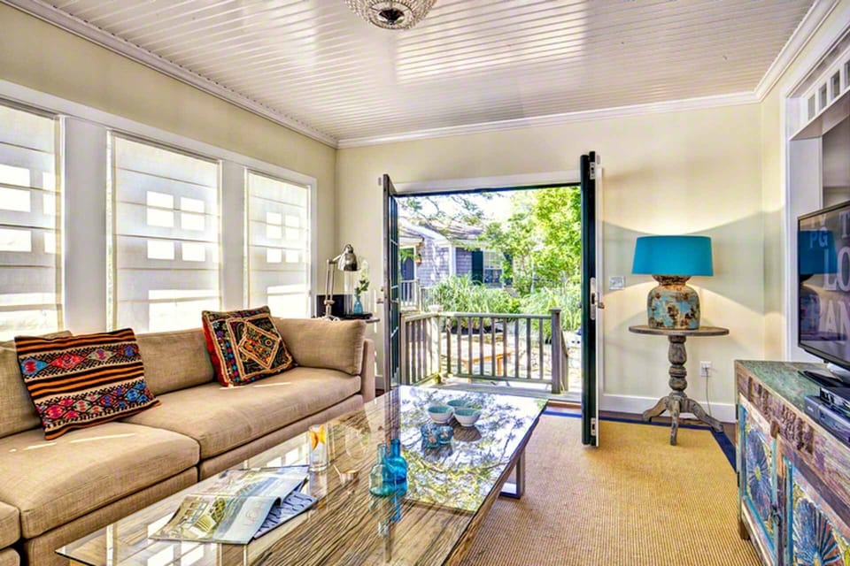 Sun Room Connects With Living Room