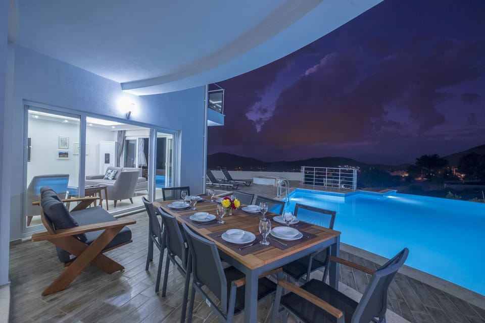 View of the external dining area.