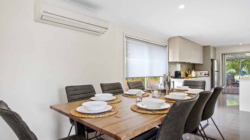 Amersham | Openplan dining room | Air conditioning