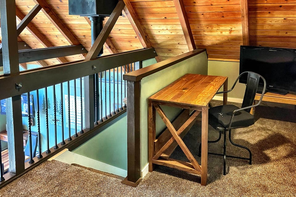 Loft | Workstation Desk | Upper Level