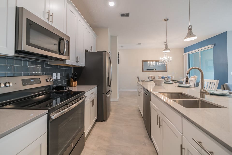 Full Kitchen