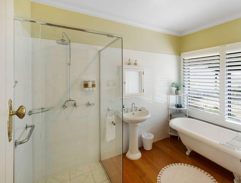 Shower & Bath