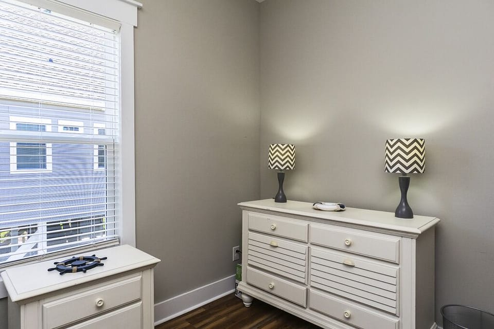 Bedroom #4 - West