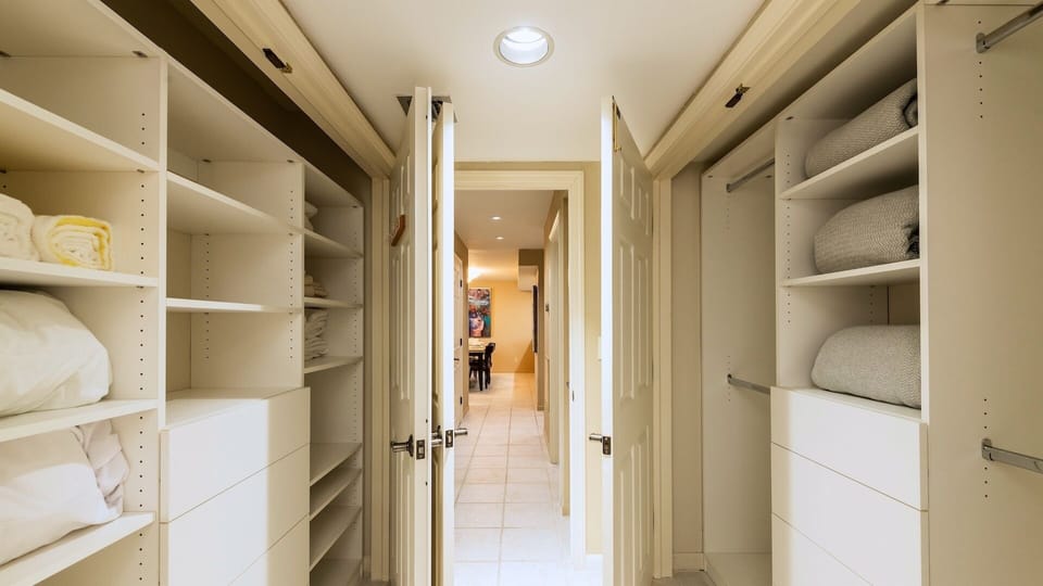 The Master also has a walk-in closet...
