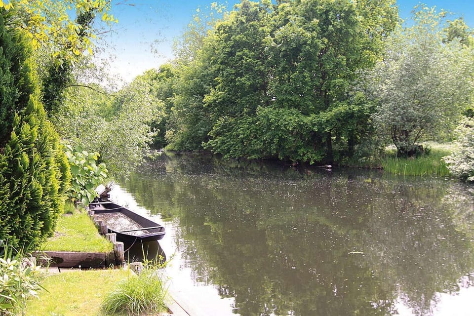 Surroundings [summer] (1-5 km)