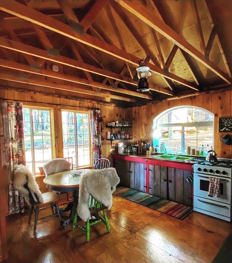 Kitchen has everything you will need!