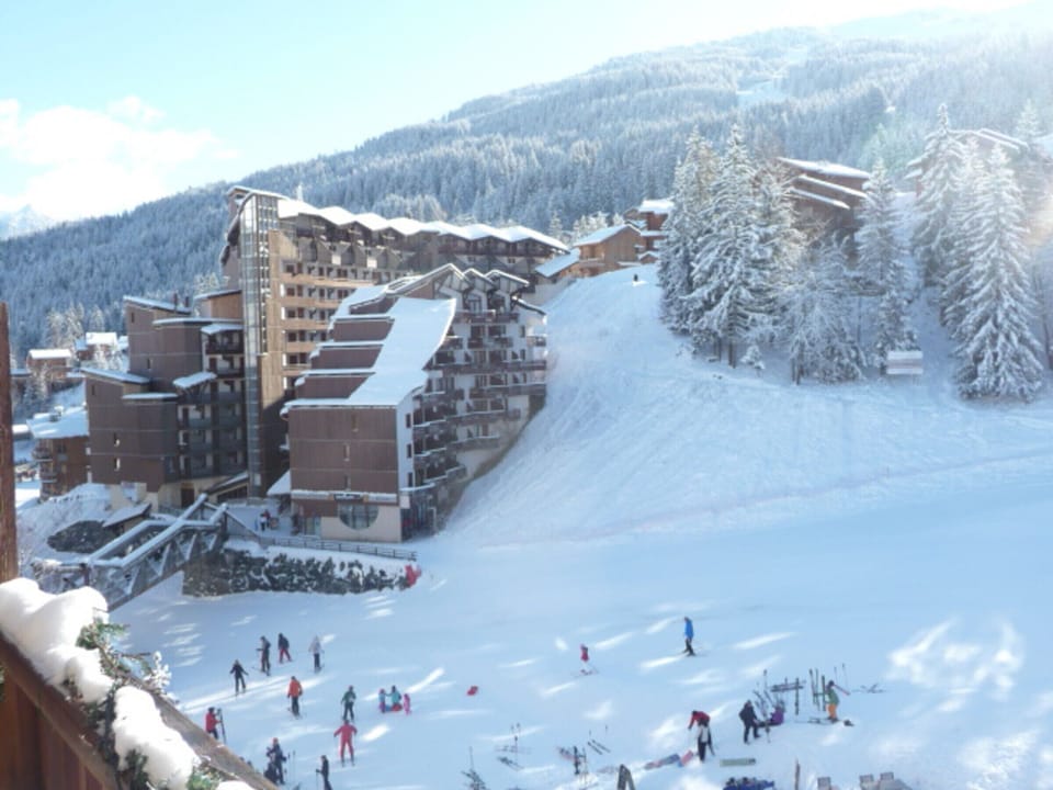 Snow and ski sports
