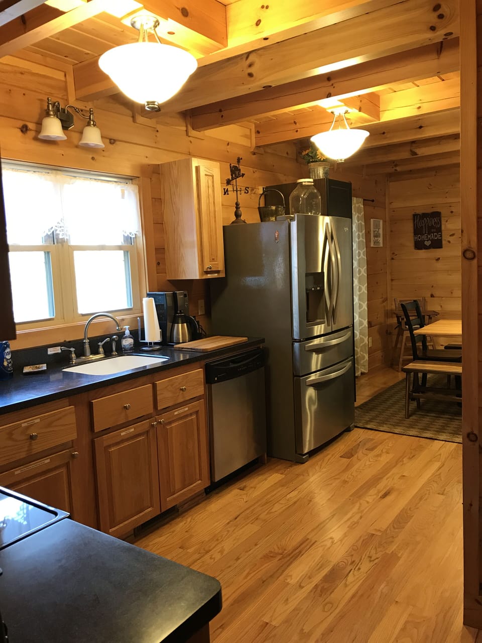 Kitchen has all cook and bakeware you need!