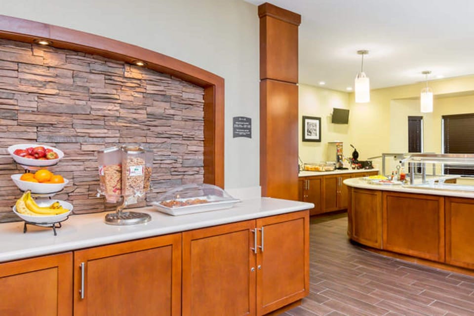 Enjoy FREE on-site breakfast when you stay with us!