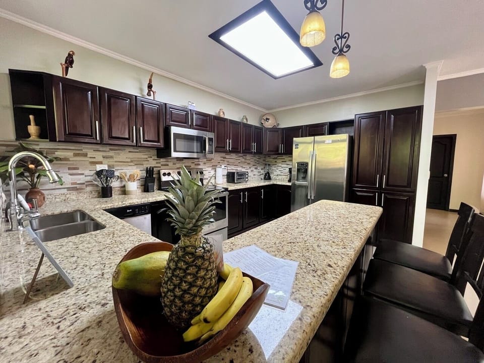 Renovated Casa Heron 3BR Private Pool near MA (2652)