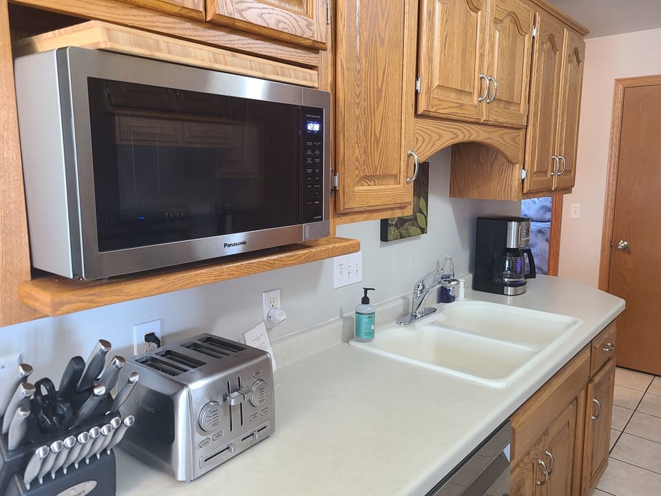 Fully stocked kitchen to prepare a great meal