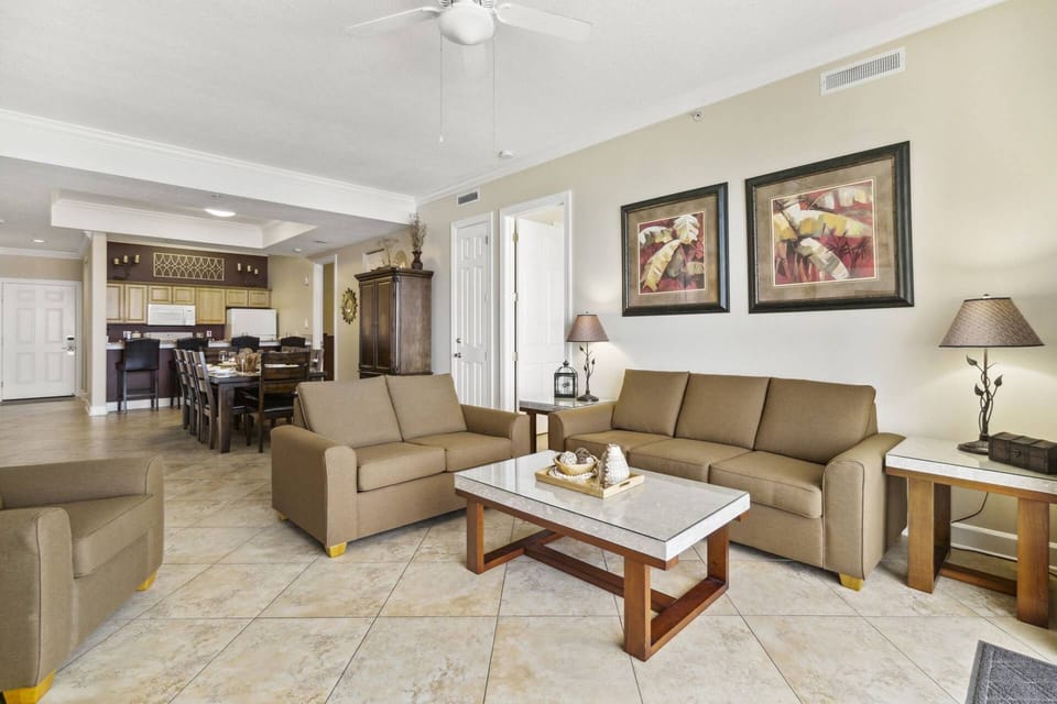 Plenty of room to relax after a day at the beach!