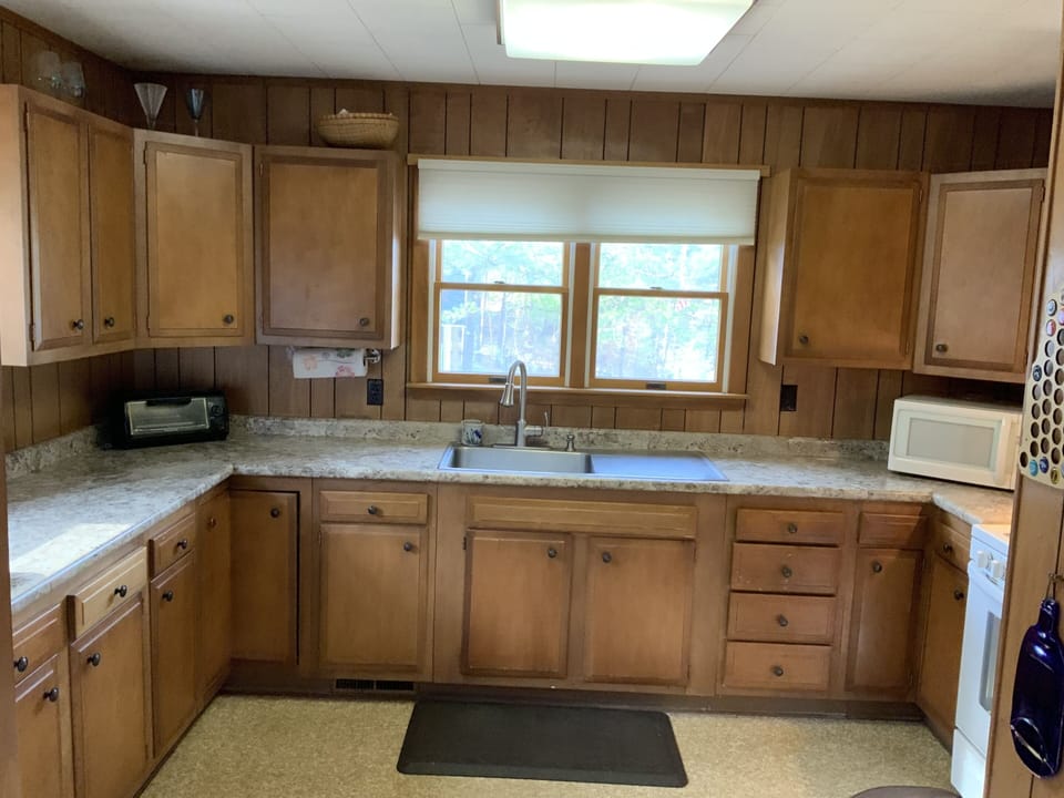 Spacious kitchen