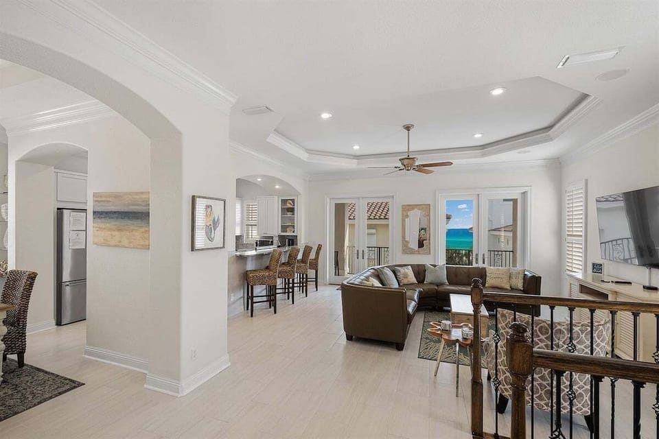 3rd Floor Living Room