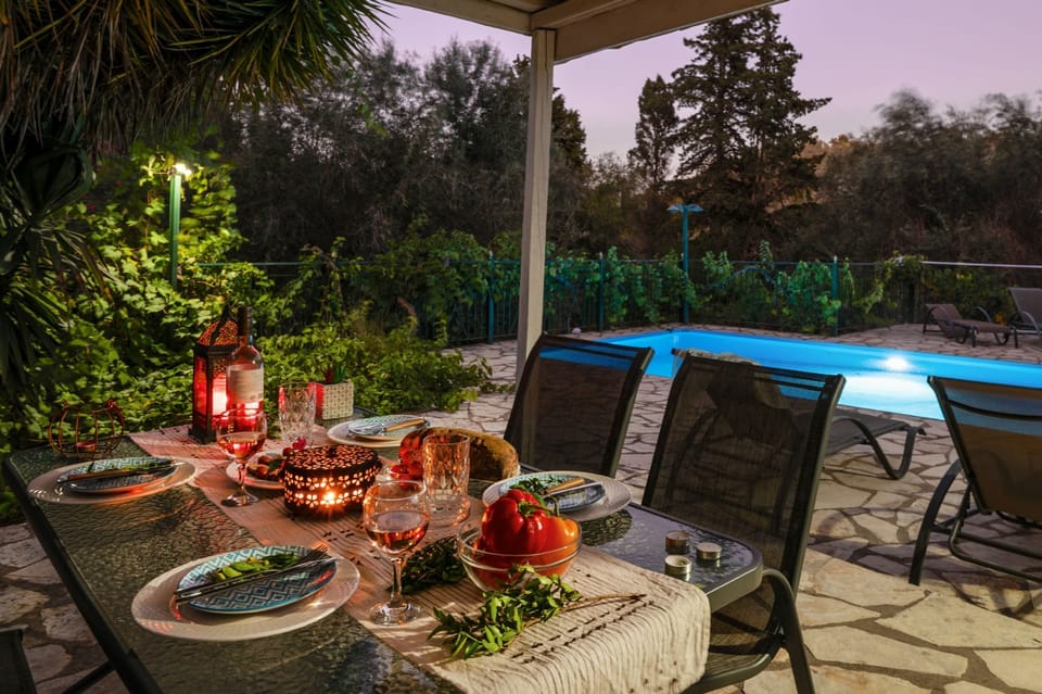 Dining by the pool