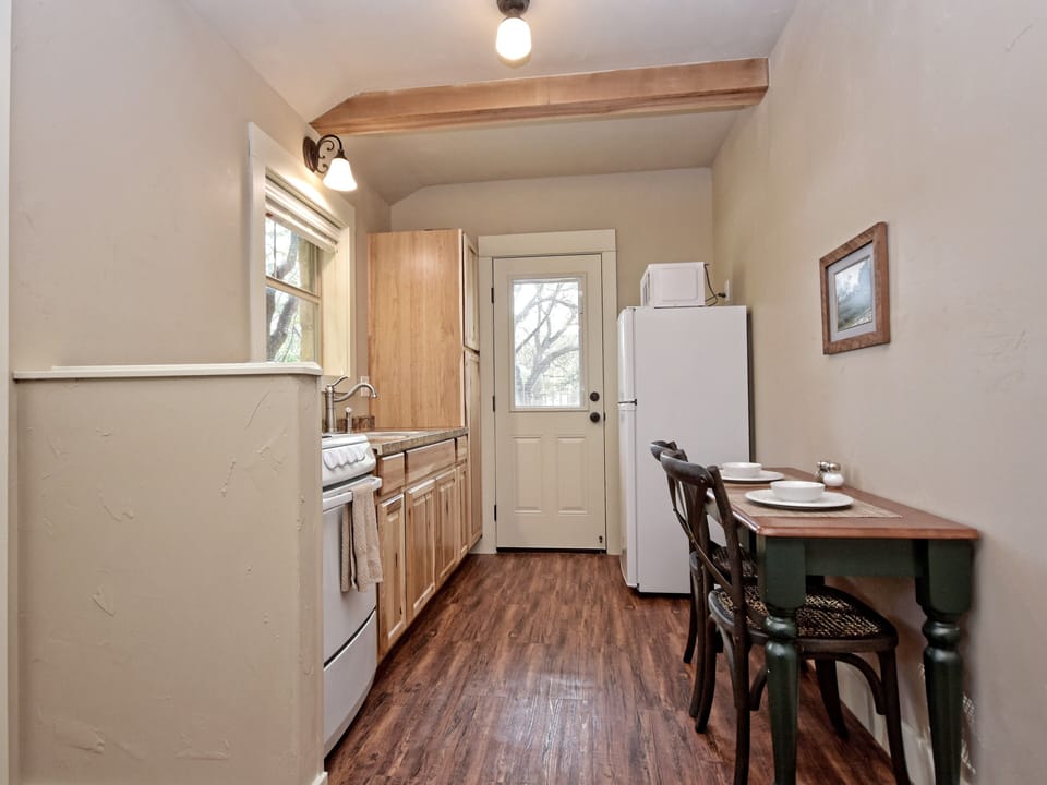 Seating area for two in kitchen