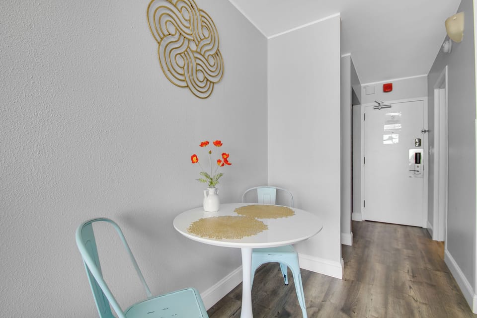 Dine in style!