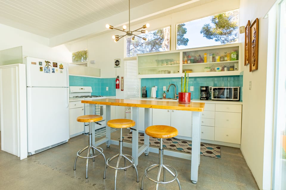 Full kitchen  