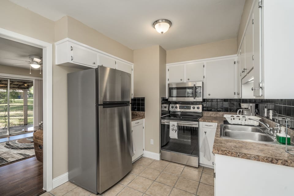 Kitchen with stainless steel appliances 